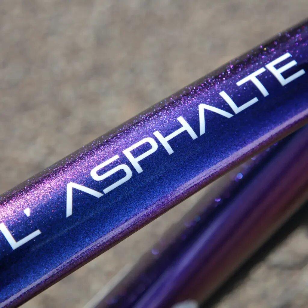L'ASPHALTE